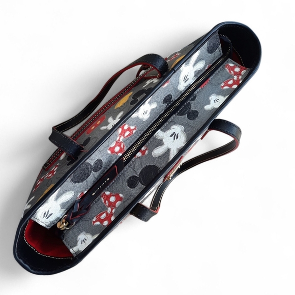 DISNEY PARKS X DOONEY & BOURKE" "Mickey Mania" "Body Parts" Tote Best of Mickey - Picture 5 of 16